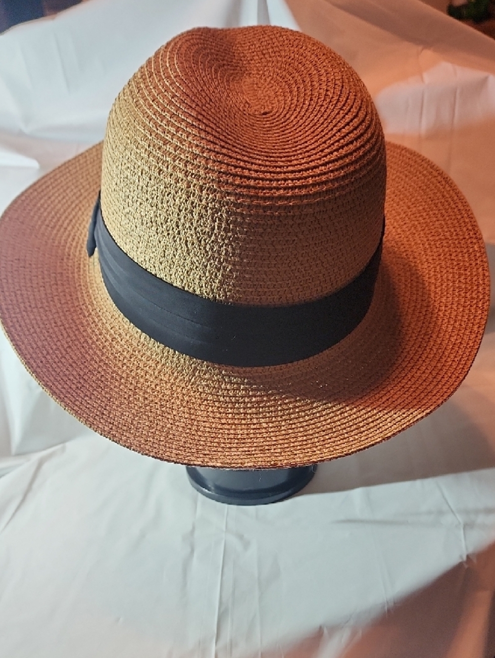Classic Straw Fedora with Black Band - Picture 5 of 6